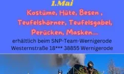 Walpurgisnacht-Event mit Kostümen und Dampflok.